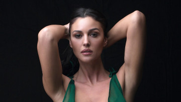 Картинка девушки monica+bellucci актриса брюнетка лицо esquire+2020
