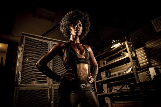 Обои картинки фото ana foxxx, девушки, ana, foxxx, cosplay, мулатка, темнокожая, чернокожая, девушка, модель, брюнетка, красотка, поза, флирт, стройная, сексуальная, фигура