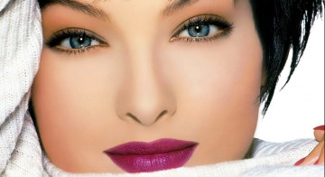 Картинка девушки -+лица +портреты лицо брюнетка свитер