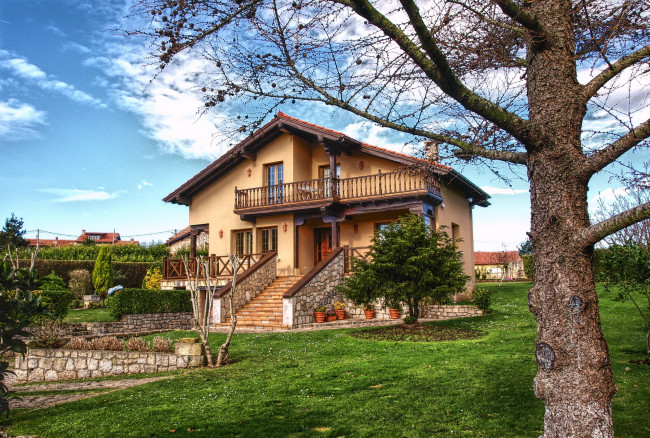 Обои картинки фото испания, кантабрия, трасьерра, города, здания, дома, дом