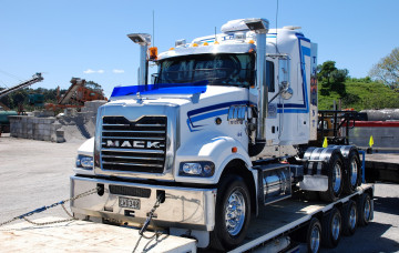 Картинка mack+trident автомобили mack сша тяжелые грузовики trucks inc