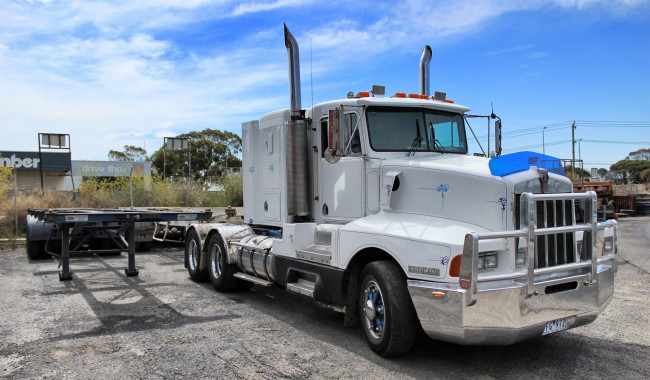 Обои картинки фото kenworth, автомобили, truck, company, грузовые, автобусы, сша