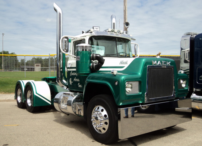 Обои картинки фото mack, автомобили, сша, trucks, inc, тяжелые, грузовики
