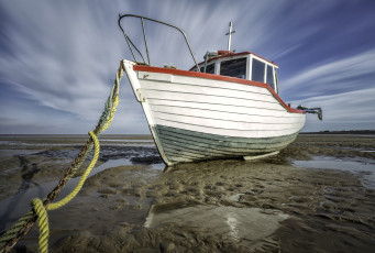 Картинка корабли баркасы+ +буксиры баркас отлив океан
