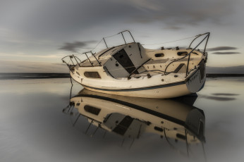 Картинка корабли баркасы+ +буксиры океан баркас отлив