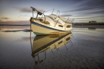 Картинка корабли баркасы+ +буксиры отлив океан баркас