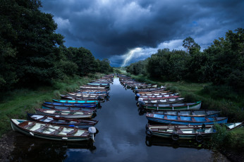 Картинка корабли лодки +шлюпки гроза сумрак канал