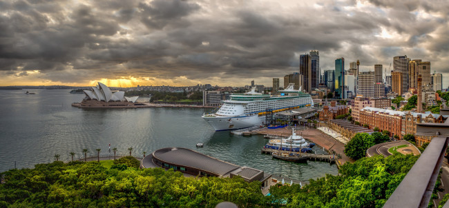 Обои картинки фото sydney, корабли, лайнеры, лайнер, порт, город