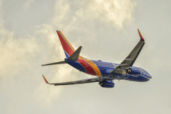 Обои картинки фото авиация, пассажирские самолёты, авиалайнер