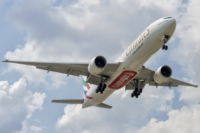 Обои картинки фото авиация, пассажирские самолёты, авиалайнер