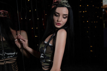 Картинка девушки -+брюнетки +шатенки golden girls ночной клуб