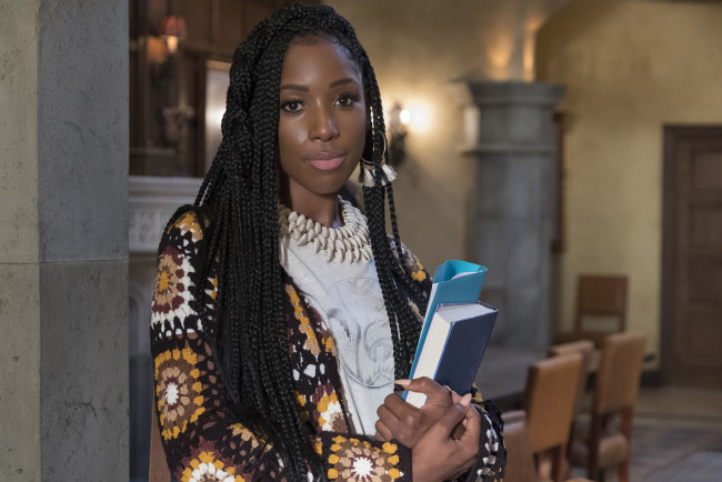 Обои картинки фото ashley blaine featherson, девушки, ashley, blaine, featherson, девушка, актриса, темнокожая, чернокожая, америка, модель, брюнетка, красотка, красавица, флирт, стройная, фигура, сексуальная, секси, поза, взгляд, макияж