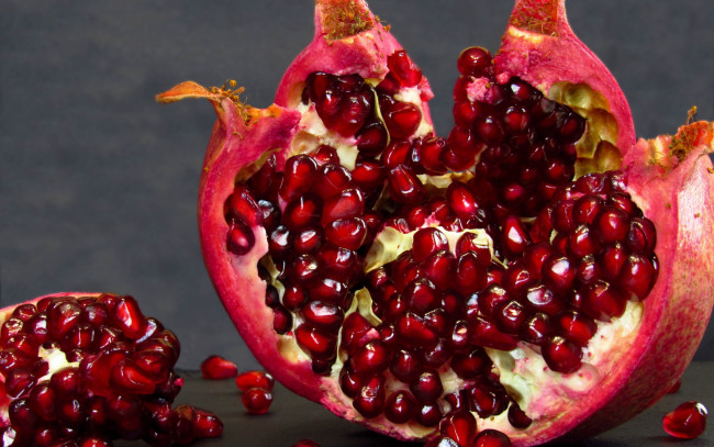 Обои картинки фото еда, гранат, фрукт, зерна