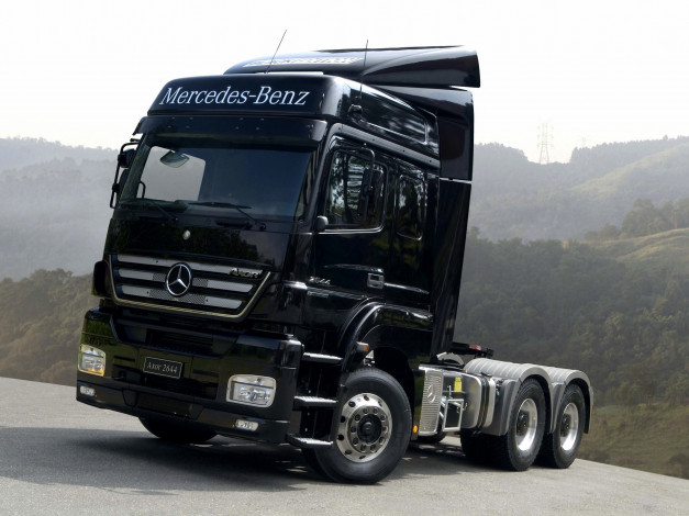 Обои картинки фото автомобили, mercedes, trucks
