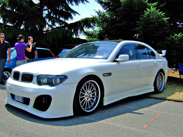 Обои картинки фото автомобили, выставки, уличные, фото