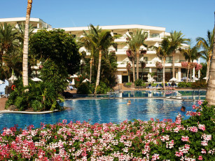 Картинка испания канарские ва Яйса интерьер бассейны открытые площадки курорт гостиницы бассейн