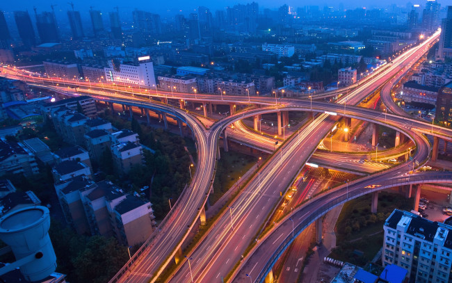 Обои картинки фото города, огни, ночного, город, трасса, эстакада, развязка