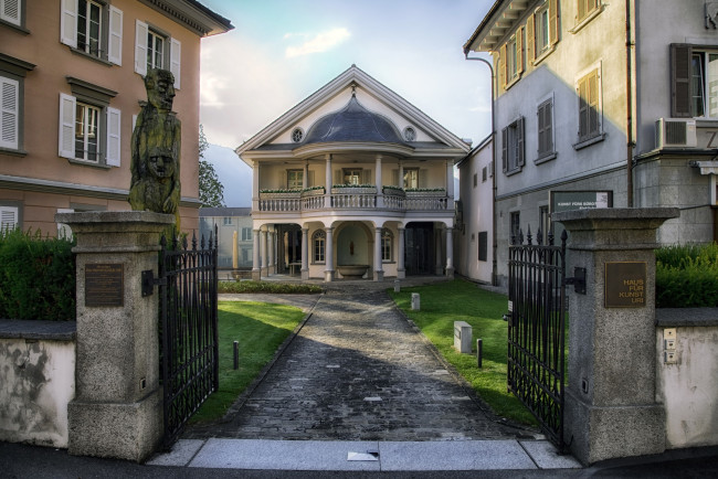 Обои картинки фото швейцария, ури, альтдорф, города, здания, дома, зима