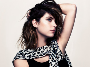 Картинка девушки ashley+benson задумчивость