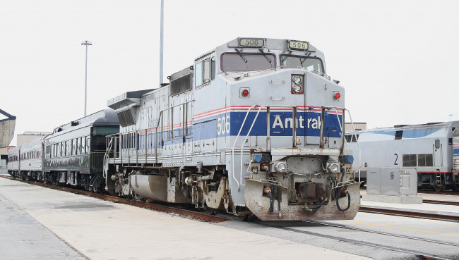 Обои картинки фото техника, поезда, вагоны, локомотив, рельсы, железная, дорога, пассажирский, состав