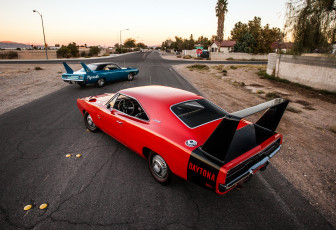 Картинка автомобили разные+вместе dodge plymouth