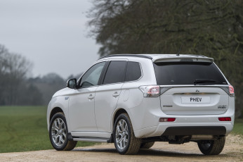 Картинка автомобили mitsubishi 2015г gx5h phev outlander светлый