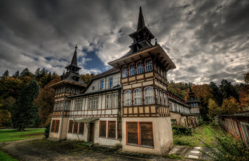 Картинка города -+здания +дома загородный дом