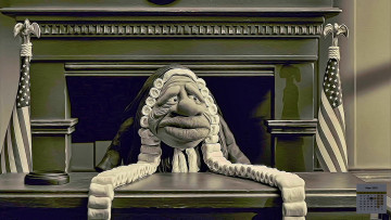 Картинка календари кино +мультфильмы 2018 мужчина взгляд парик судья