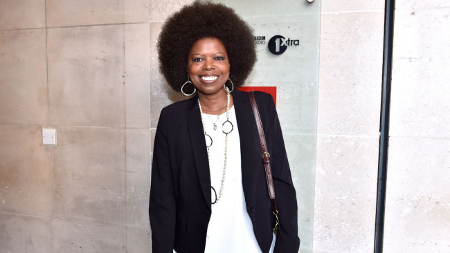 Обои картинки фото музыка, -другое, певица, автор, песен, джойс, симс, dance, house