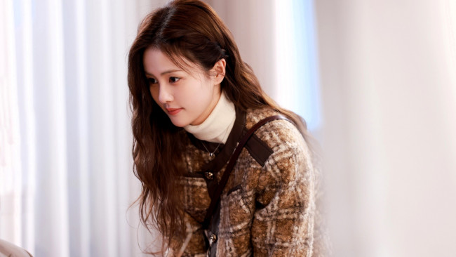 Обои картинки фото кино фильмы, only for love, девушка, пальто