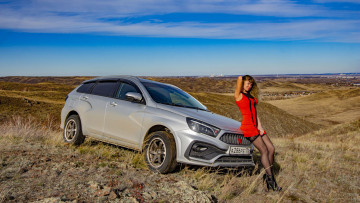 Картинка автомобили -авто+с+девушками lada vesta