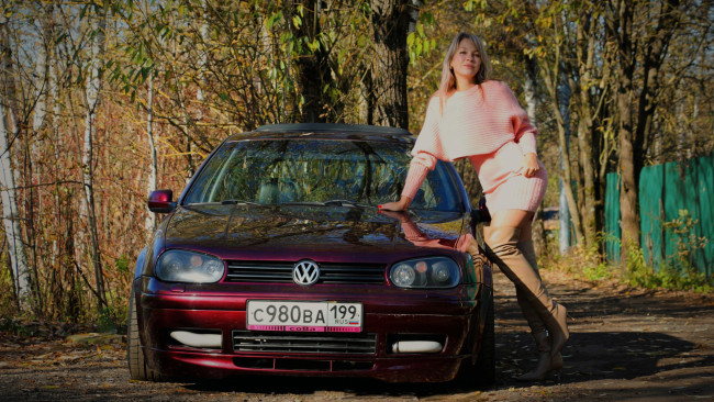 Обои картинки фото автомобили, -авто с девушками, volkswagen, golf