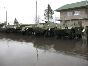 Картинка техника военная бронеавтомобиль колесная бронетехника