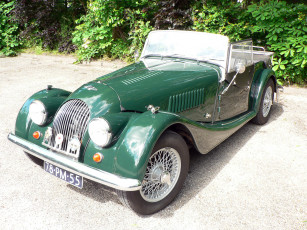 Картинка автомобили morgan 1969