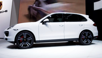 Картинка porsche cayenne автомобили выставки уличные фото элитный спортивный германия