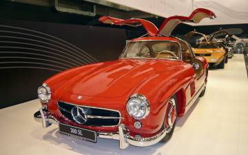 Картинка автомобили выставки уличные фото mercedes benz 300sl