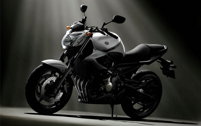 Обои картинки фото мотоциклы, yamaha, xj6
