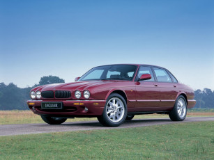 Картинка автомобили jaguar sport красный xj