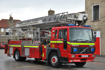 Картинка автомобили пожарные+машины спецтехника пожарный автомобиль