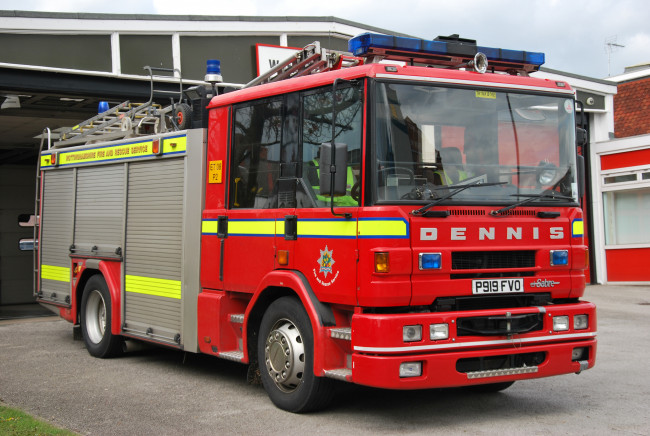 Обои картинки фото автомобили, пожарные машины, спецтехника, пожарный, автомобиль