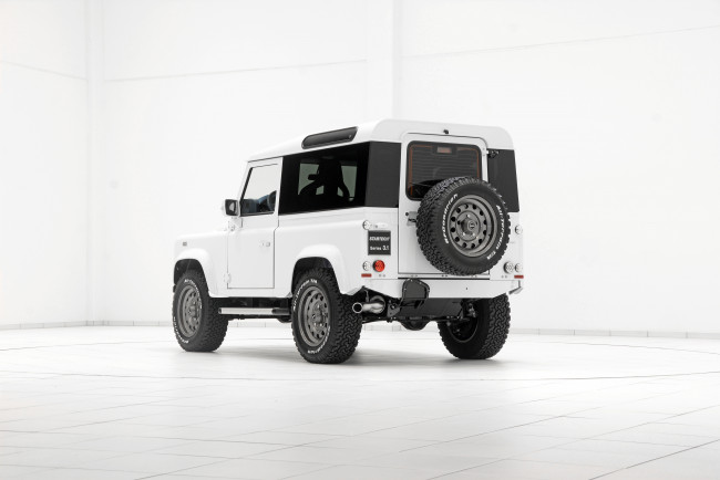 Обои картинки фото автомобили, land-rover, светлый, series, 2013г, defender, land, rover, startech