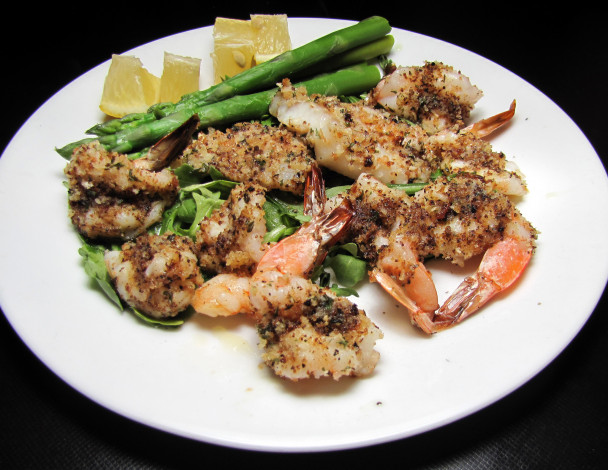 Обои картинки фото еда, рыба,  морепродукты,  суши,  роллы, крабы