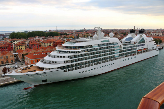 Обои картинки фото корабли, лайнеры, лайнер, круиз