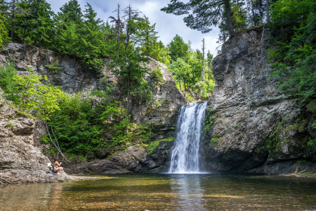 Обои картинки фото природа, водопады, водопад, лес, река
