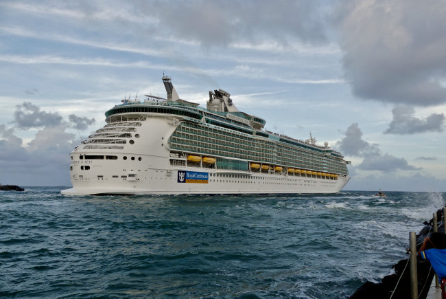 Обои картинки фото корабли, лайнеры, круиз, лайнер