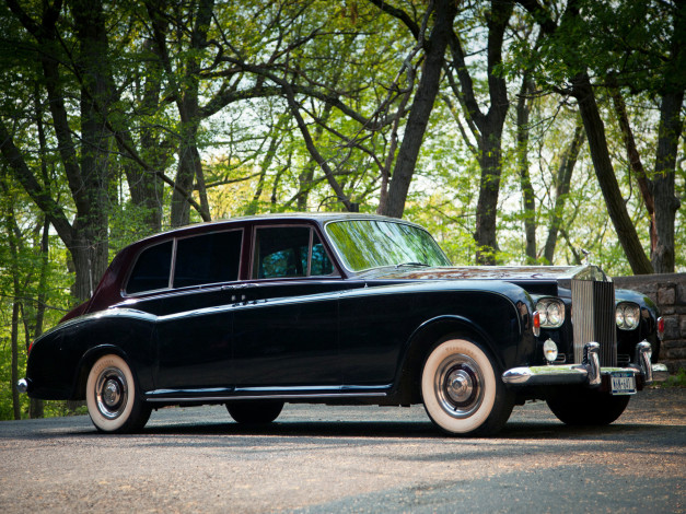 Обои картинки фото rolls-royce phantom vi 1968, автомобили, rolls-royce, vi, 1968, phantom