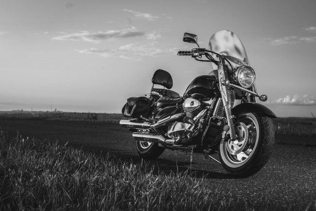 Обои картинки фото мотоциклы, suzuki