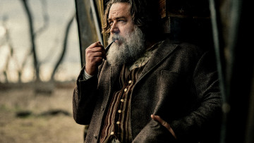 Картинка true+history+of+the+kelly+gang+ 2020 кино+фильмы true+history+of+the+kelly+gang russell crowe кадры из фильма биография вестерн криминал подлинная история банды келли драма
