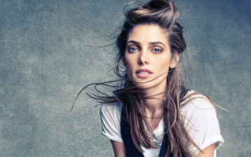 Картинка девушки ashley+greene портрет