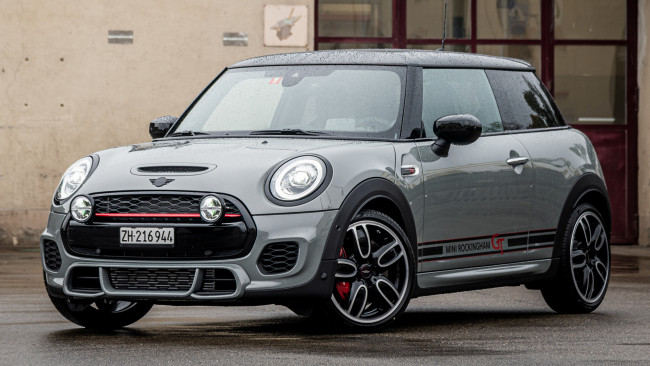 Обои картинки фото mini cooper john works rockingham gt , 3-door,  2021, автомобили, mini, cooper, john, works, rockingham, gt, 3, door, 2021